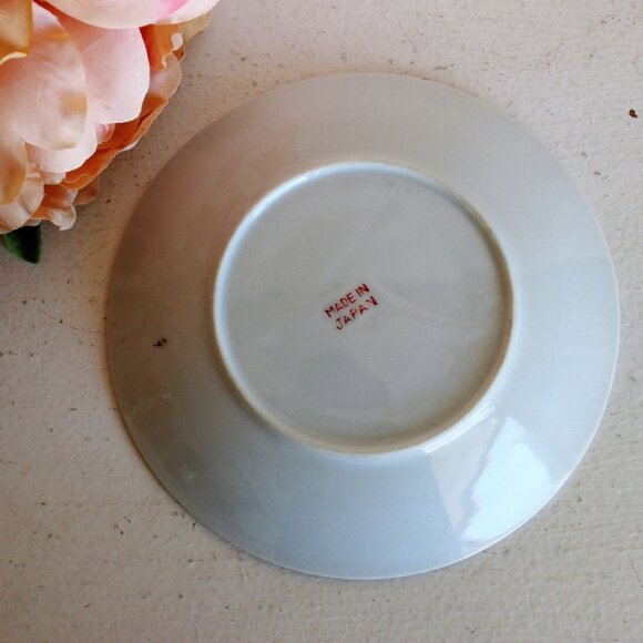 Vintage 1950s Tea Saucer, Fruit And Berry Pattern Made In Japan Collectible - Picture 8 of 8